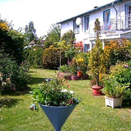 2, Doppelbett, Schlafcouch, Safe *