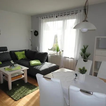 شقة Haus Sandra 2, Doppelbett, Schlafcouch, Safe *