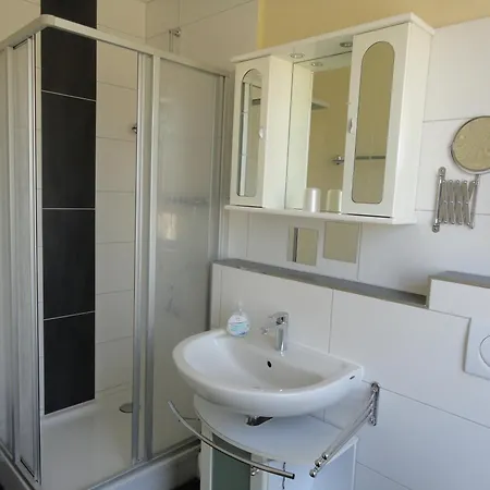 2, Doppelbett, Schlafcouch, Safe Апартаменты *