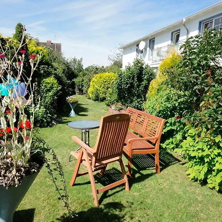 2, Doppelbett, Schlafcouch, Safe *